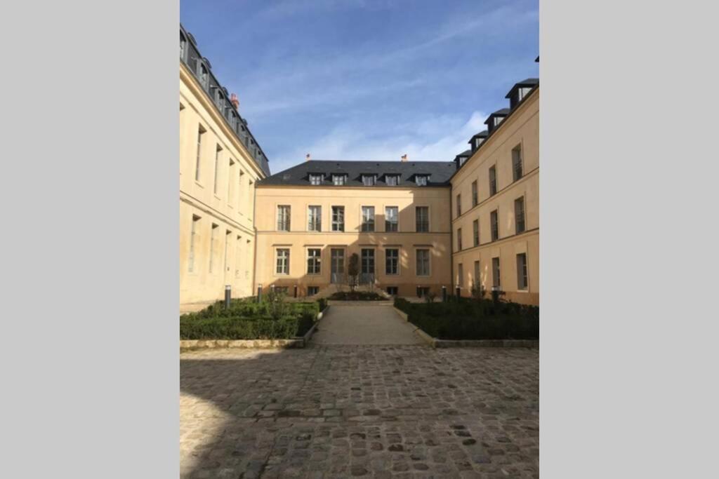 Ferienwohnung L'Independance Versailles Exterior foto